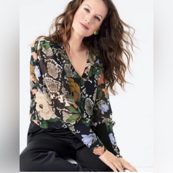 {CAbi} Snake Charmer floral Blouse Size: Medium - Picture 1 of 5